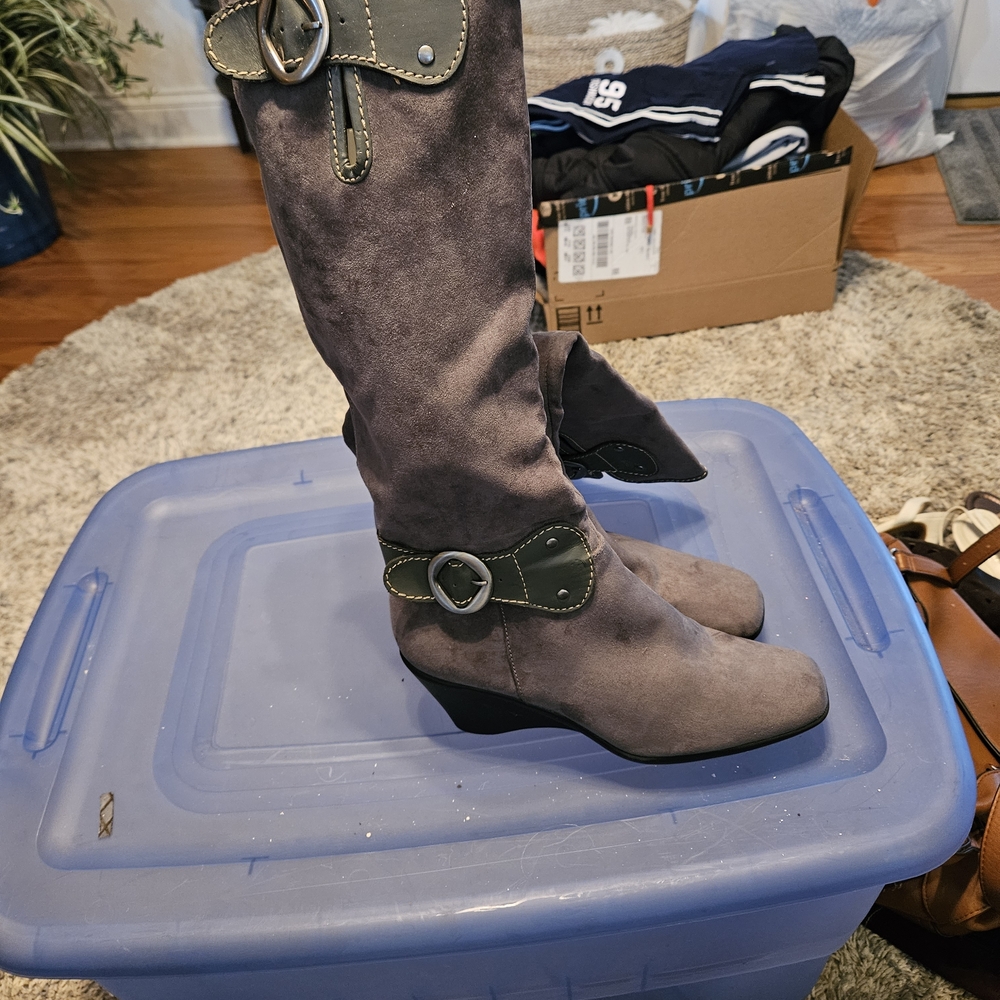 Gray Suede Knee-High Boots with Buckle Detail - Picture 2 of 8